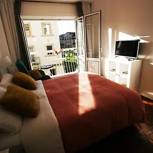 oleiros-rooms-city-center.hotelscoimbra.com/